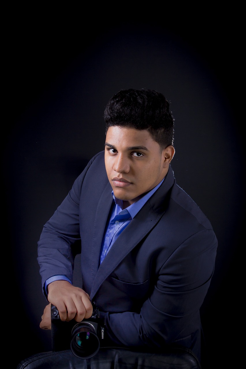 金堆城領(lǐng)導(dǎo)機(jī)構(gòu)最新動(dòng)態(tài)，引領(lǐng)企業(yè)煥發(fā)新面貌