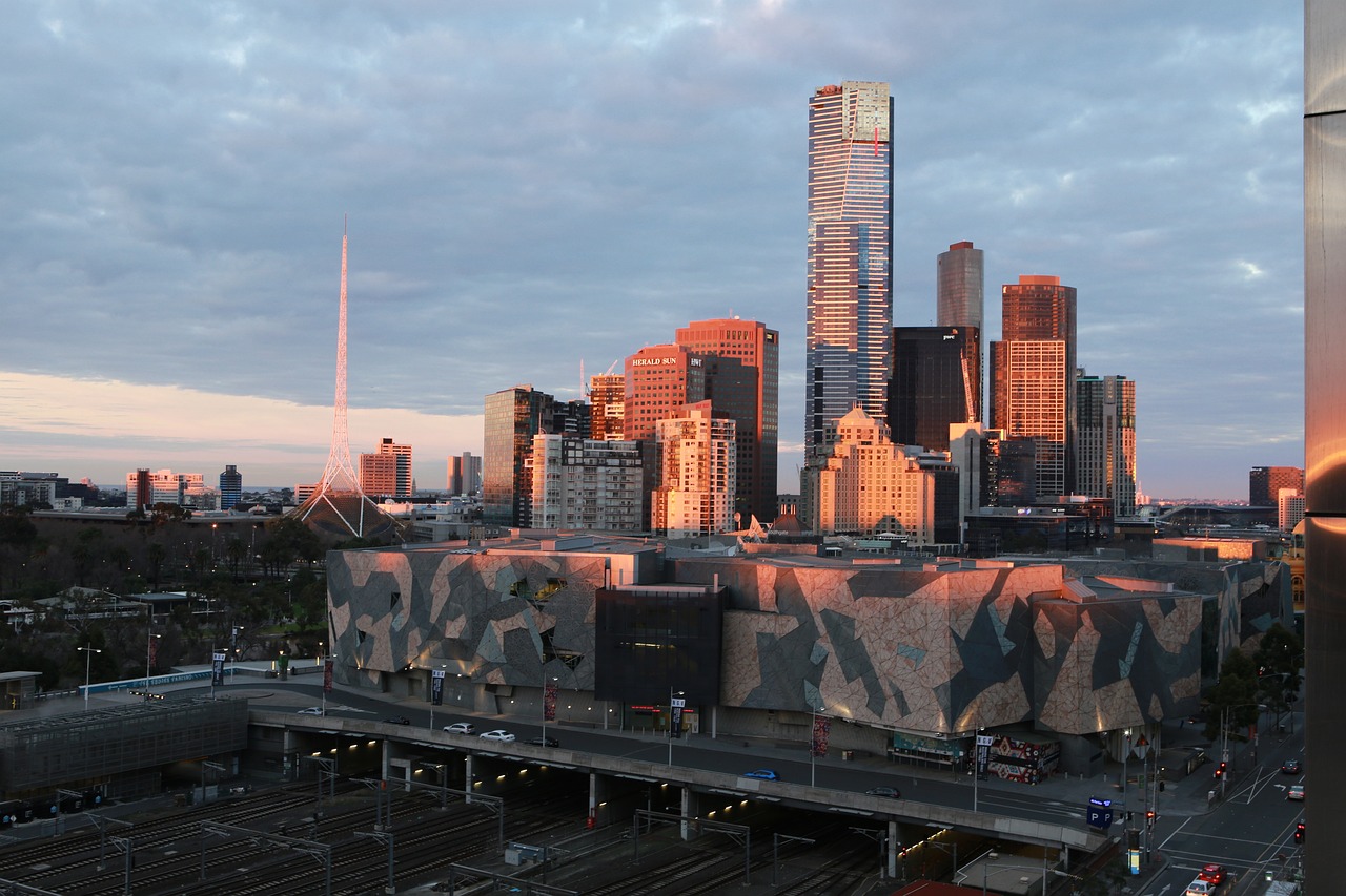 東莞禁摩最新消息2017，城市管理與交通變革深度探討