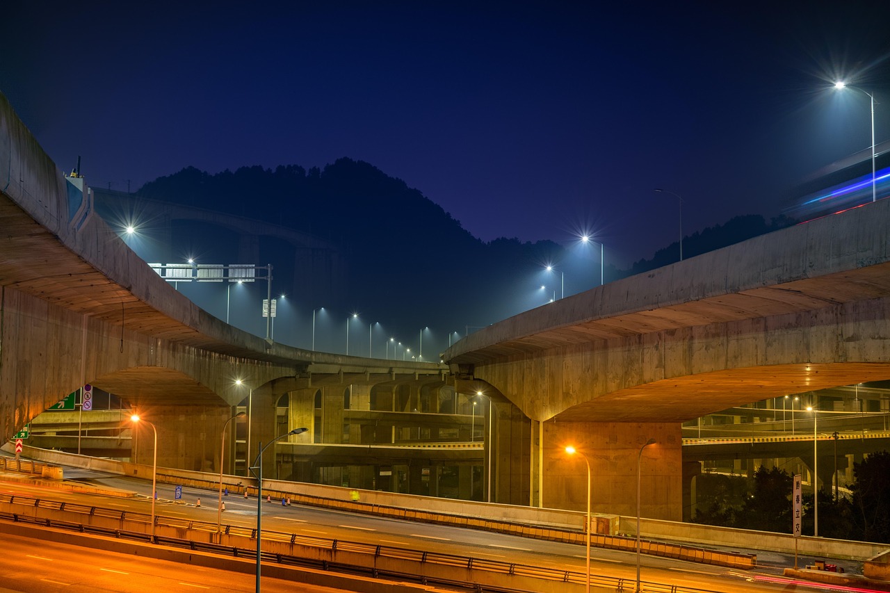 G8515高速公路最新動態(tài)揭秘，建設(shè)進展、路況信息及未來規(guī)劃一網(wǎng)打盡