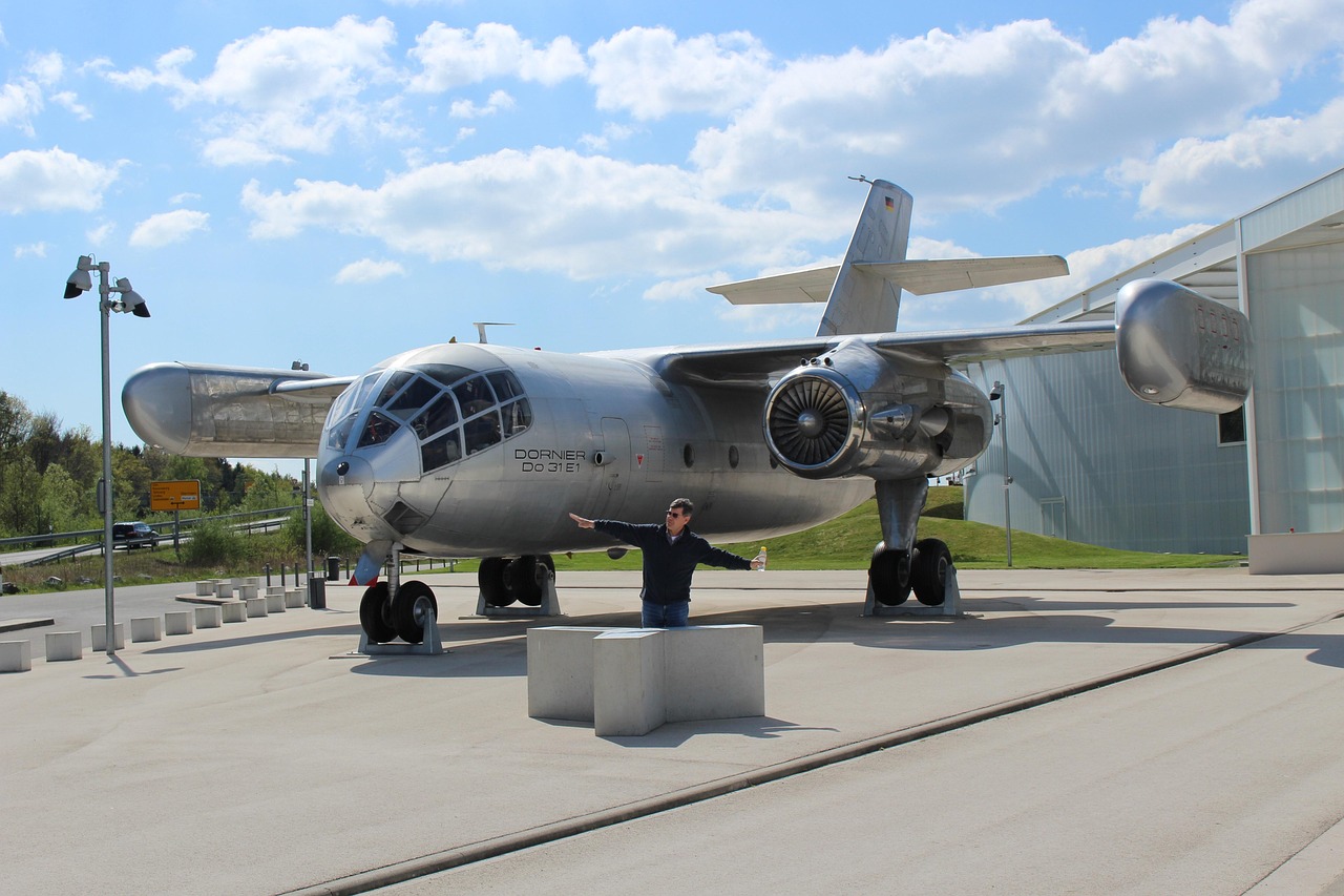 渦扇18發(fā)動(dòng)機(jī)最新技術(shù)進(jìn)展及未來展望，技術(shù)突破與未來應(yīng)用前景分析