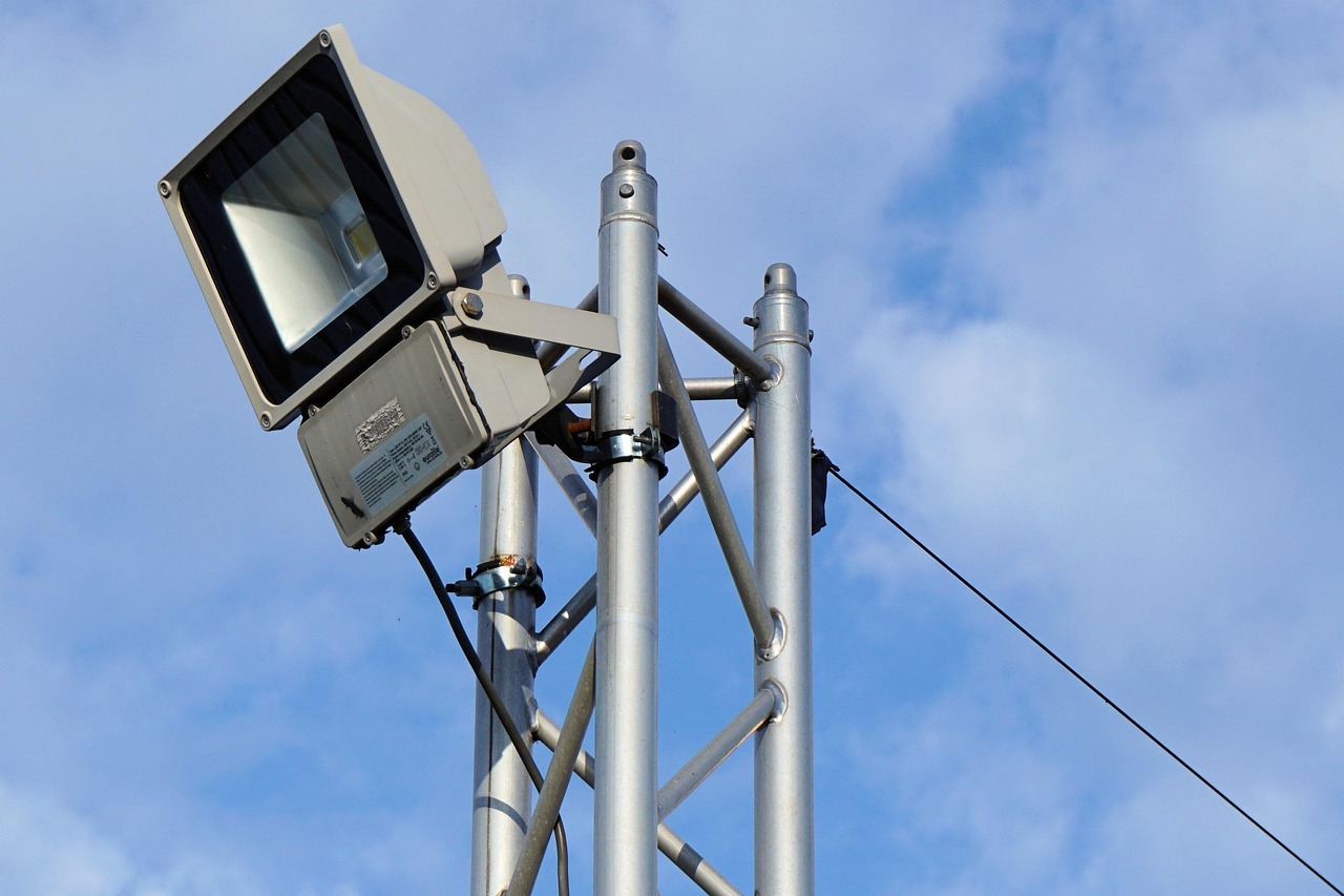 施工現(xiàn)場(chǎng)臨時(shí)用電安全技術(shù)規(guī)范最新版解讀，保障施工現(xiàn)場(chǎng)用電安全的關(guān)鍵指南